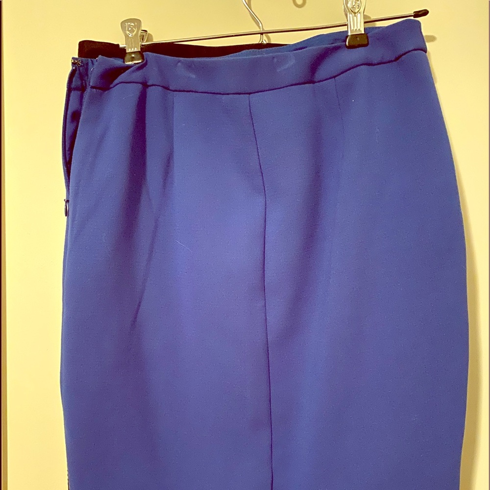 The limited: pencil skirt.